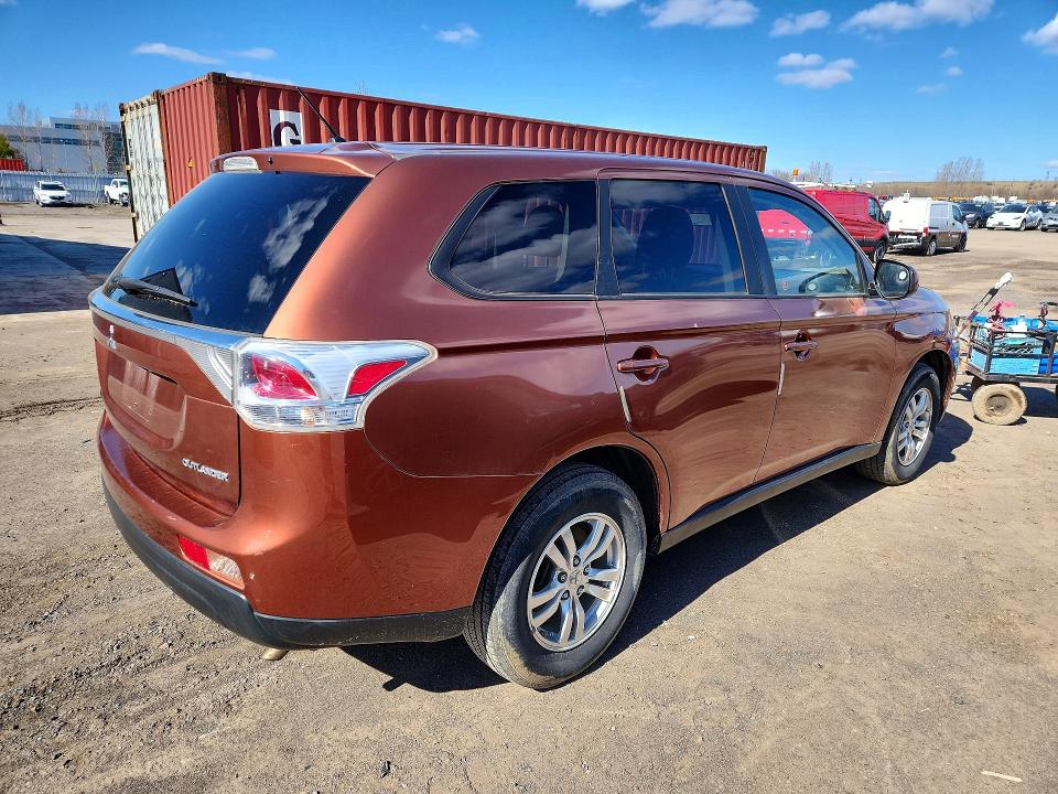 Продаж на аукціоні авто 2014 Mitsubishi Outlander, vin: JA4AZ2A30EZ604062, номер лоту: 50141566
