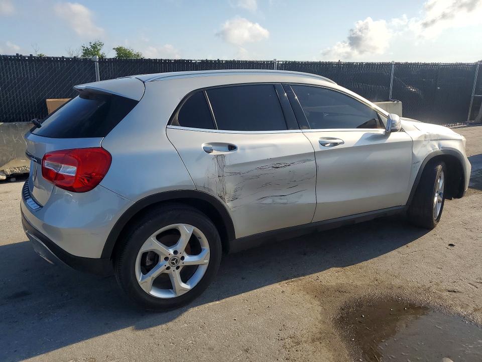 Продажа на аукционе авто 2018 Mercedes-benz Gla, vin: WDCTG4EB8JJ495855, номер лота: 51211216