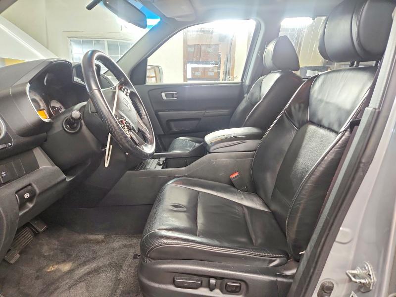 48630216 :رقم المزاد ، 5FNYF4H97BB044948 vin ، 2011 Honda Pilot مزاد بيع