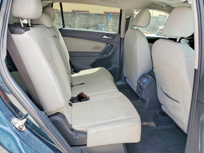 51573026 :رقم المزاد ، 3VV3B7AX7KM162639 vin ، 2019 Volkswagen Tiguan مزاد بيع