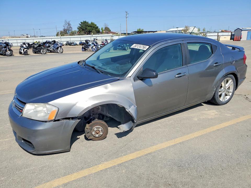 50124756 :رقم المزاد ، 1C3CDZAG1DN548393 vin ، 2013 Dodge Avenger مزاد بيع