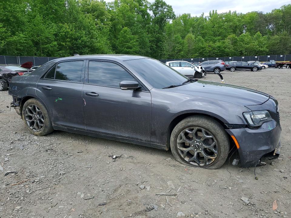 51167286 :رقم المزاد ، 2C3CCAGG5HH616608 vin ، 2017 Chrysler 300 مزاد بيع