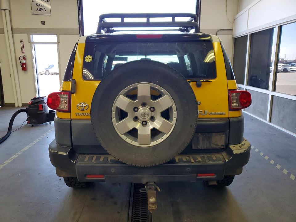 51882566 :رقم المزاد ، JTEZU11F870001455 vin ، 2007 Toyota Fj Cruiser مزاد بيع