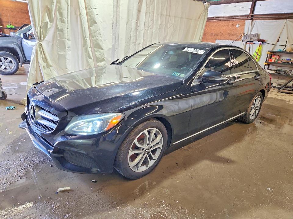 49904096 :رقم المزاد ، 55SWF4KB5JU234392 vin ، 2018 Mercedes-benz C مزاد بيع