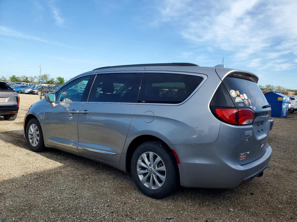 50133056 :رقم المزاد ، 2C4RC1BG2HR770670 vin ، 2017 Chrysler Pacifica مزاد بيع