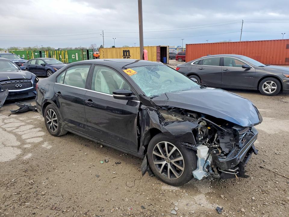 48046676 :رقم المزاد ، 3VWDB7AJ9HM222571 vin ، 2017 Volkswagen Jetta مزاد بيع