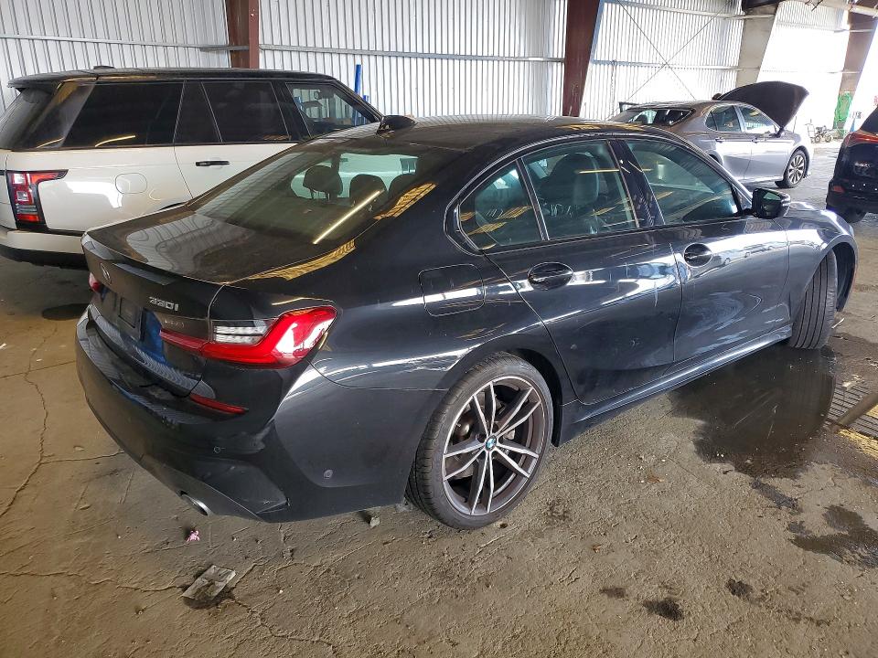 51183286 :رقم المزاد ، 3MW5R1J05M8B58603 vin ، 2021 Bmw 330i مزاد بيع