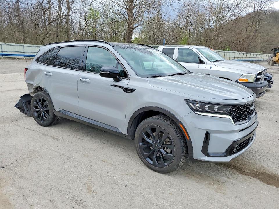 Продажа на аукционе авто 2022 Kia Sorento, vin: 5XYRKDLF6NG129967, номер лота: 49822576