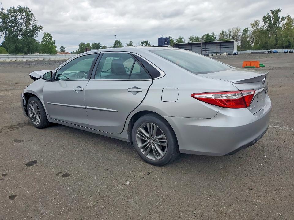 2015 Toyota Camry მანქანა იყიდება აუქციონზე, vin: 4T1BF1FK0FU881673, აუქციონის ნომერი: 51721946