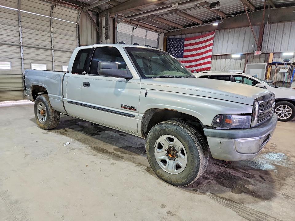 2002 Dodge Ram 2500 მანქანა იყიდება აუქციონზე, vin: 3B7KC23682M214357, აუქციონის ნომერი: 49781696