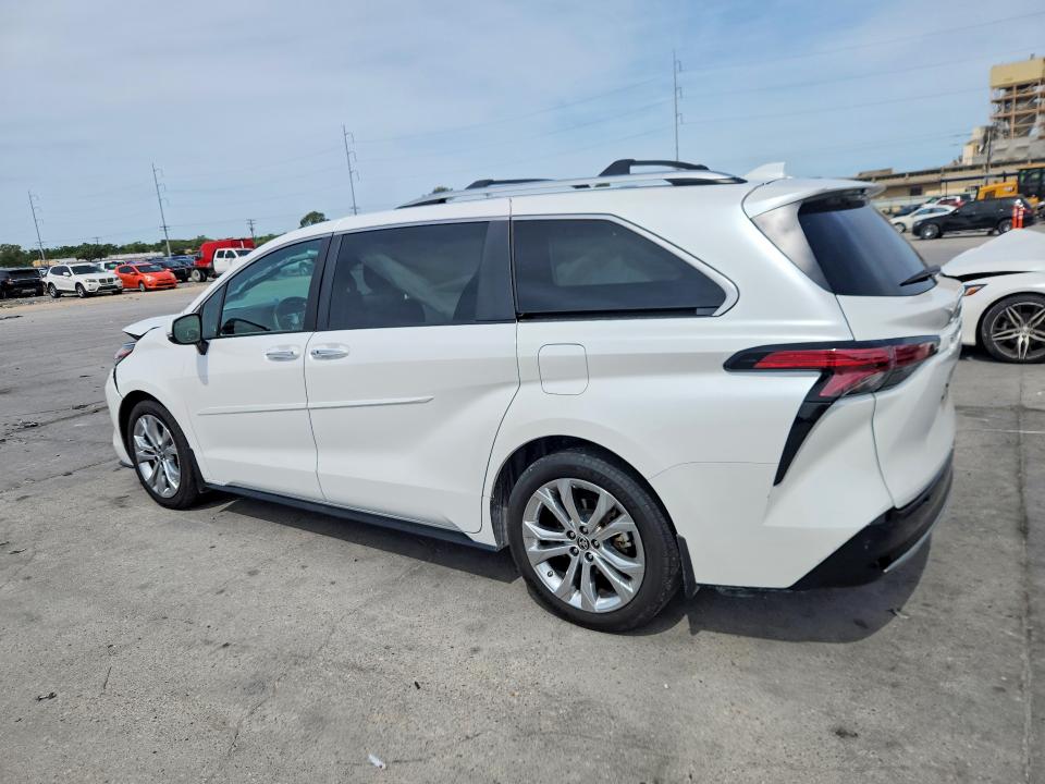 2024 Toyota Sienna მანქანა იყიდება აუქციონზე, vin: 5TDERKECXRS184447, აუქციონის ნომერი: 50171496