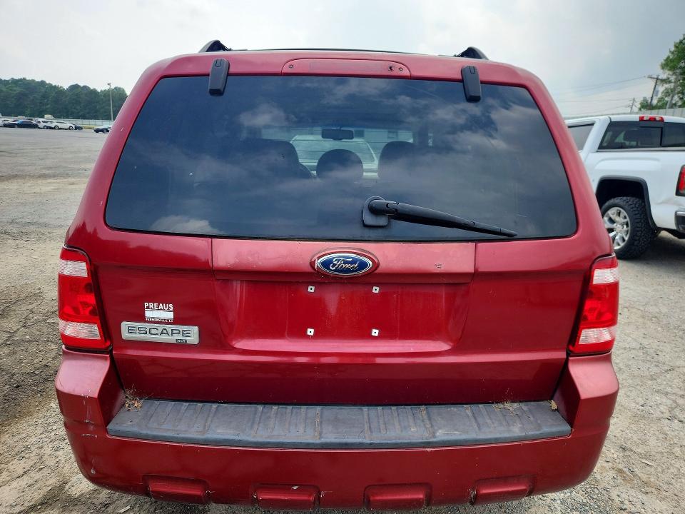 51592406 :رقم المزاد ، 1FMCU03118KB50135 vin ، 2008 Ford Escape مزاد بيع