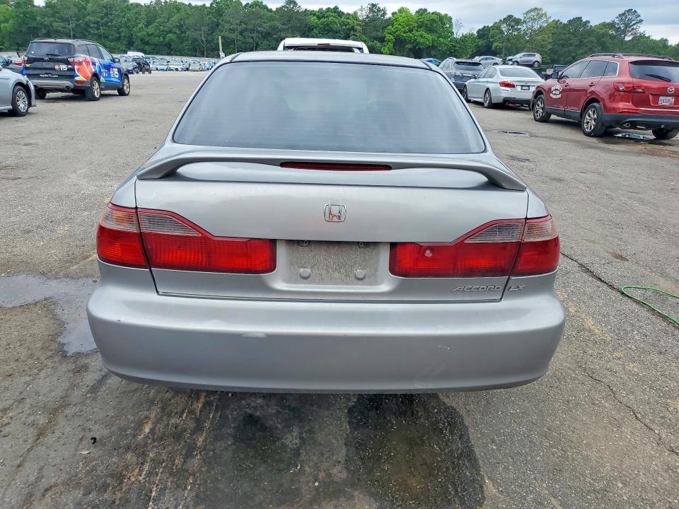1999 Honda Accord მანქანა იყიდება აუქციონზე, vin: 1HGCG564XXA071017, აუქციონის ნომერი: 52050106