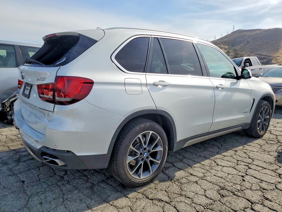 49819406 :رقم المزاد ، 5UXKR2C51J0X08792 vin ، 2018 Bmw X5 مزاد بيع