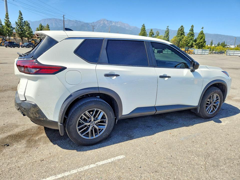 Продаж на аукціоні авто 2023 Nissan Rogue, vin: 5N1BT3AA1PC930129, номер лоту: 50518176