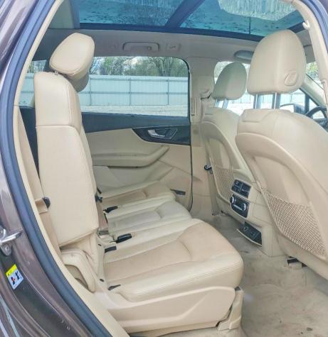 Продажа на аукционе авто 2017 Audi Q7, vin: WA1VAAF70HD008868, номер лота: 48142496