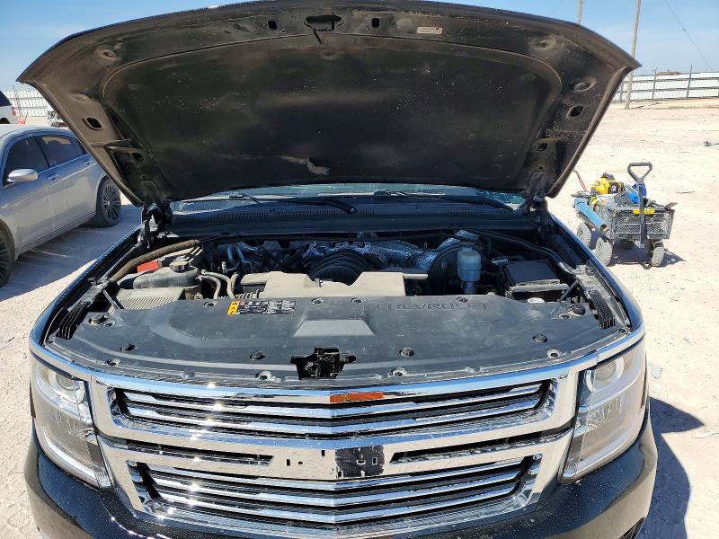 Продаж на аукціоні авто 2018 Chevrolet Suburban, vin: 1GNSKHKC4JR137648, номер лоту: 49719236