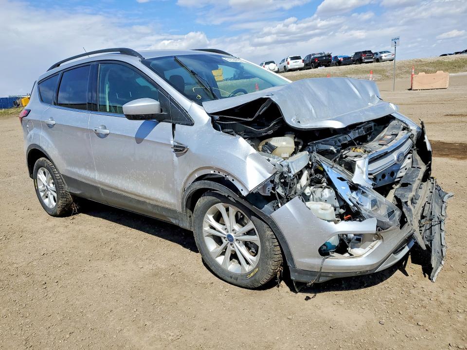 51724736 :رقم المزاد ، 1FMCU9HD8KUB73057 vin ، 2019 Ford Escape Sel 4dr 4wd مزاد بيع