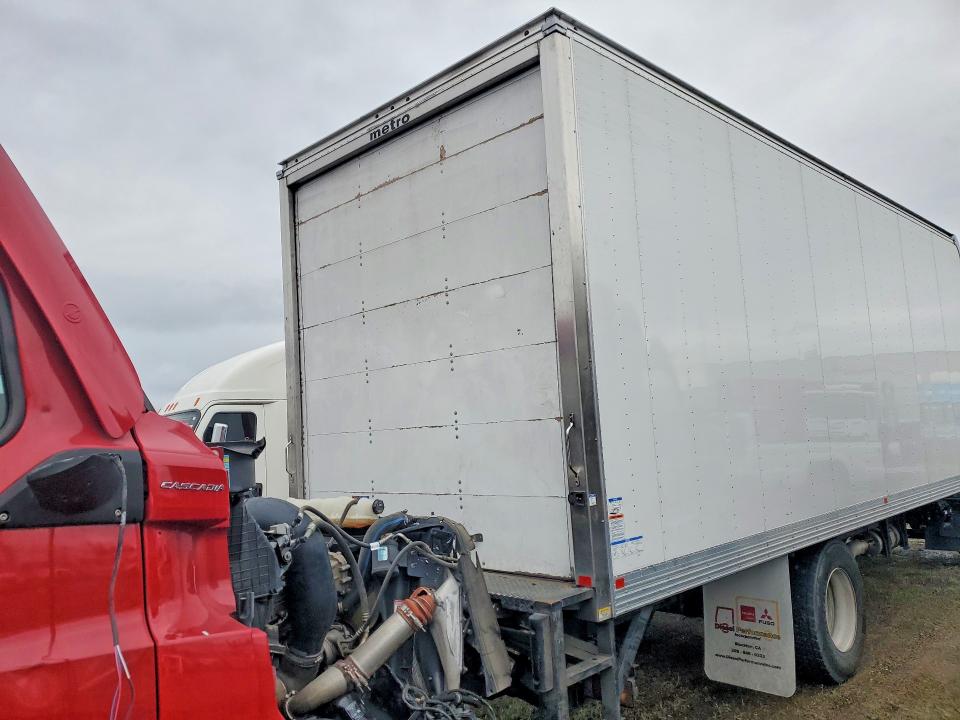 50340036 :رقم المزاد ، 54DK6S1FXRSA02439 vin ، 2024 Isuzu Ftr مزاد بيع
