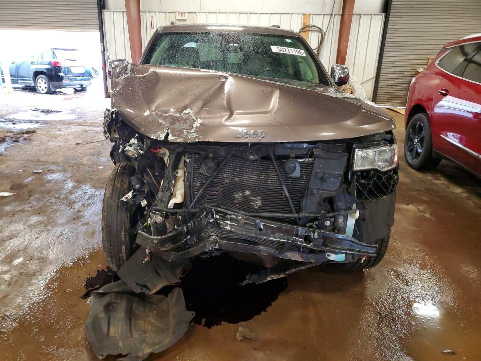 50231196 :رقم المزاد ، 1C4RJFBT1HC867190 vin ، 2017 Jeep Grand Cherokee مزاد بيع