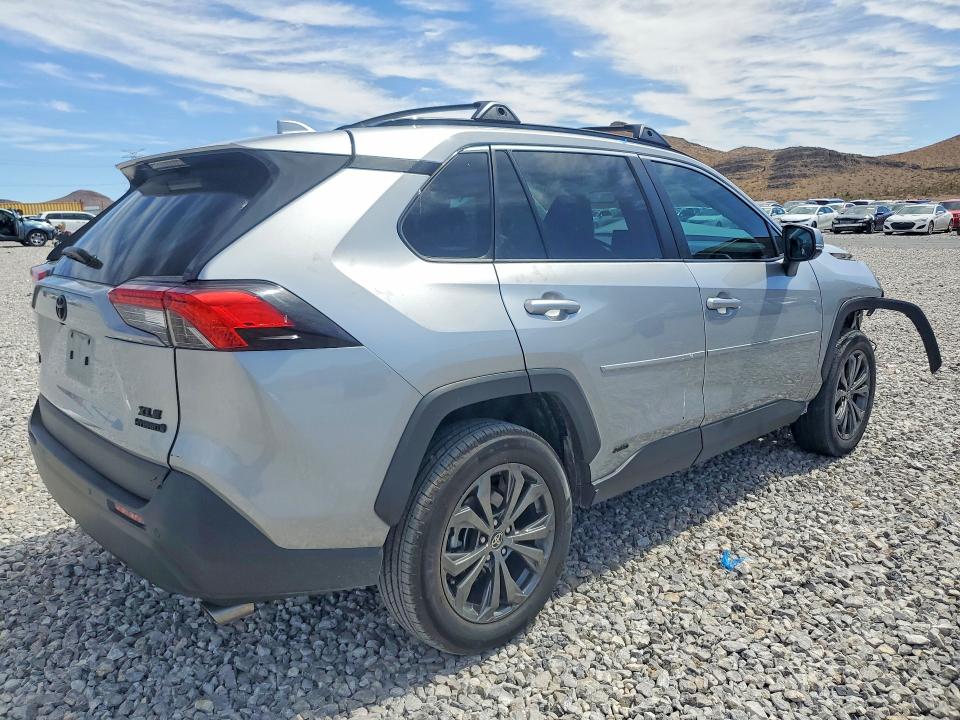 Продажа на аукционе авто 2024 Toyota Rav4, vin: 2T3B6RFV2RW047425, номер лота: 51693636