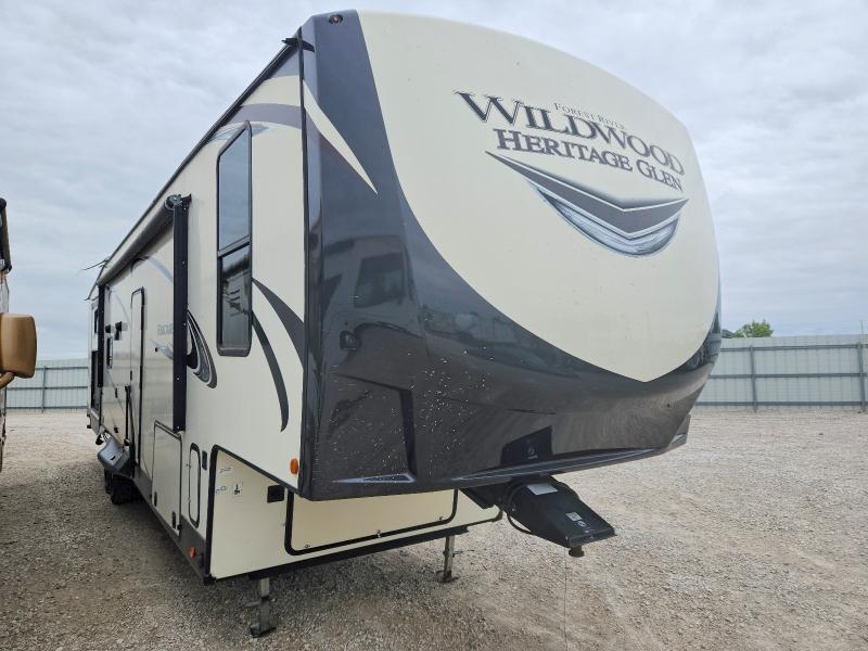 51686336 :رقم المزاد ، 4X4FWBM27LV703550 vin ، 2020 Wildwood Forest Riv مزاد بيع