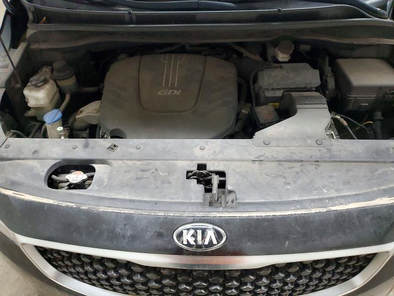 50571156 :رقم المزاد ، KNDMB5C1XH6217786 vin ، 2017 Kia Sedona مزاد بيع