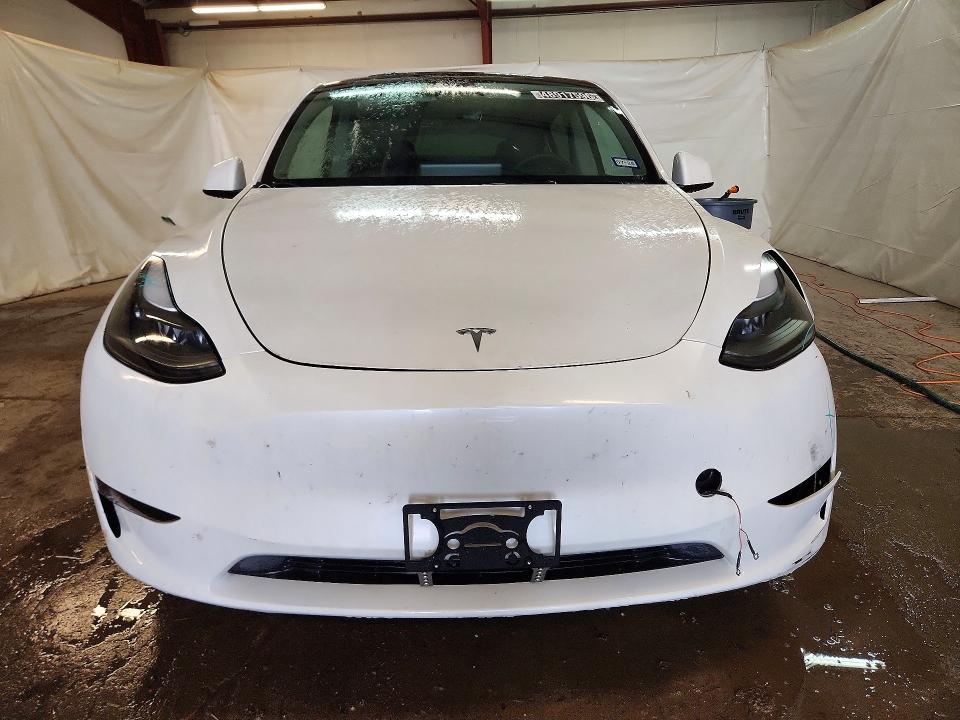 Продажа на аукционе авто 2024 Tesla Model Y, vin: 7SAYGDEEXRA307412, номер лота: 48917596