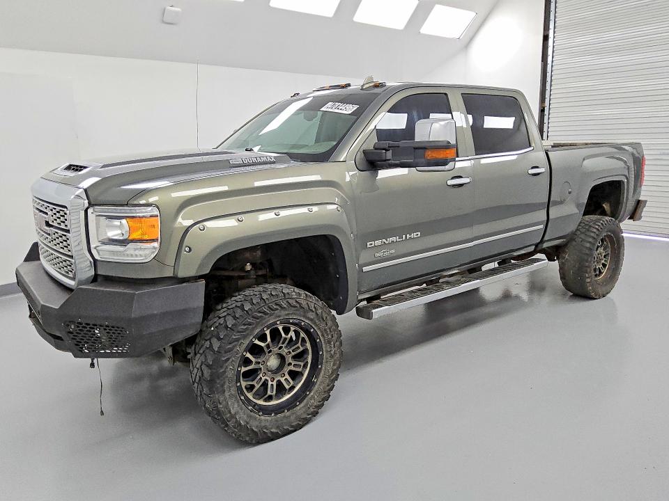 53288286 :رقم المزاد ، 1GT12UEY1JF211291 vin ، 2018 Gmc Sierra مزاد بيع