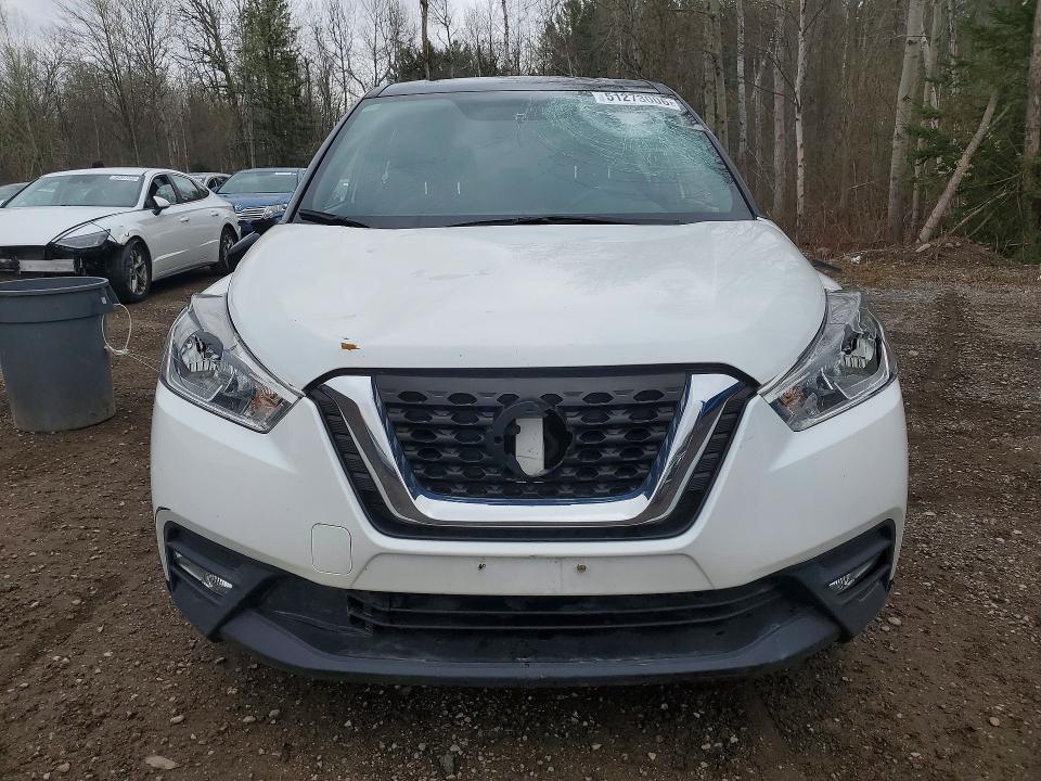 Продажа на аукционе авто 2019 Nissan Kicks, vin: 3N1CP5CU1KL544312, номер лота: 51273006