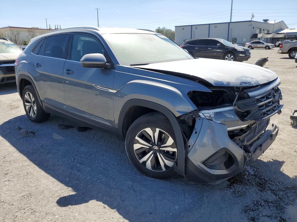50713396 :رقم المزاد ، 1V2DE2CA8RC208527 vin ، 2024 Volkswagen Atlas Cross Sport مزاد بيع