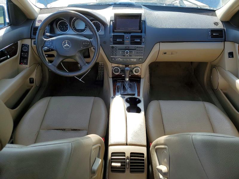 2011 Mercedes-benz C მანქანა იყიდება აუქციონზე, vin: WDDGF8FB8BA502021, აუქციონის ნომერი: 47863756