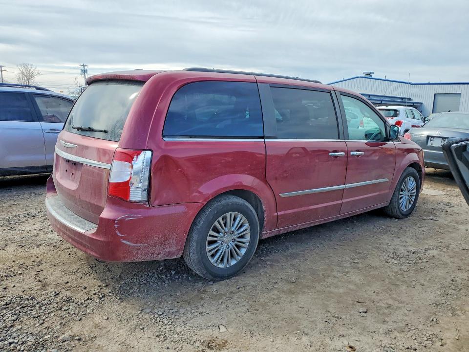 Продажа на аукционе авто 2015 Chrysler Town & Country, vin: 2C4RC1CGXFR756091, номер лота: 47890536