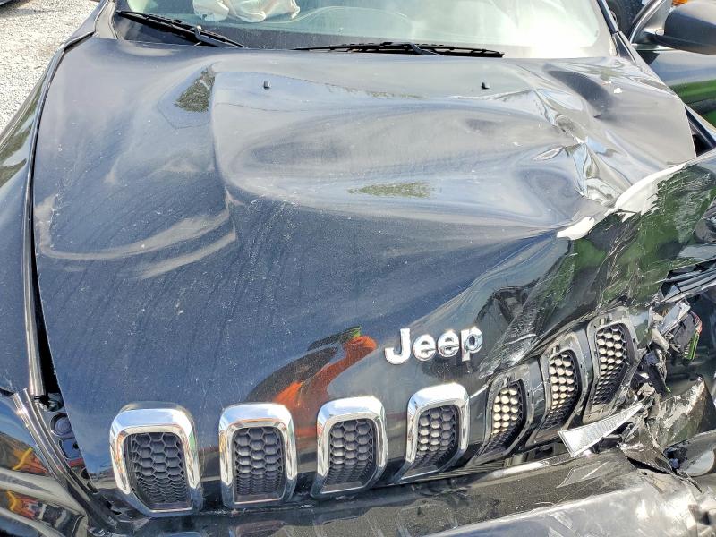 49794026 :رقم المزاد ، 1C4PJLLB5JD520134 vin ، 2018 Jeep Cherokee مزاد بيع