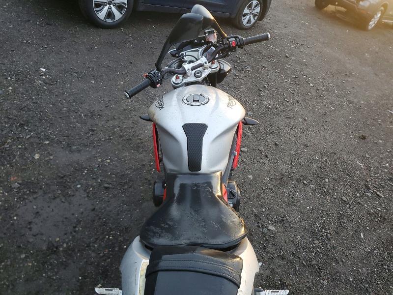 Продаж на аукціоні авто 2015 Triumph Motorcycle Street Triple, vin: SMTL03NE8FT685795, номер лоту: 47603666