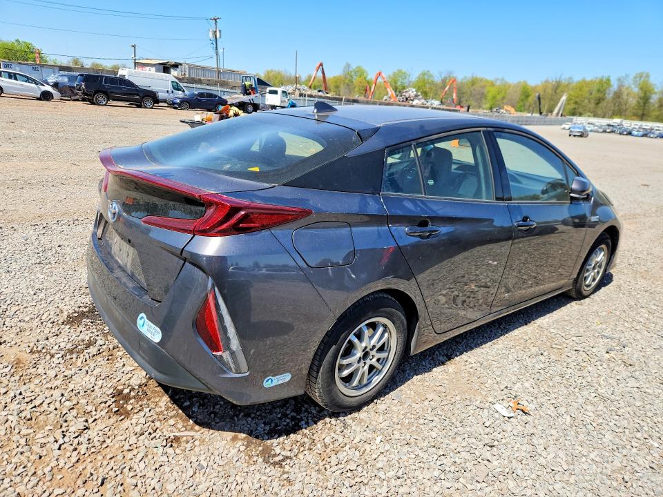 2018 Toyota Prius Prime მანქანა იყიდება აუქციონზე, vin: JTDKARFP0J3081628, აუქციონის ნომერი: 50603296