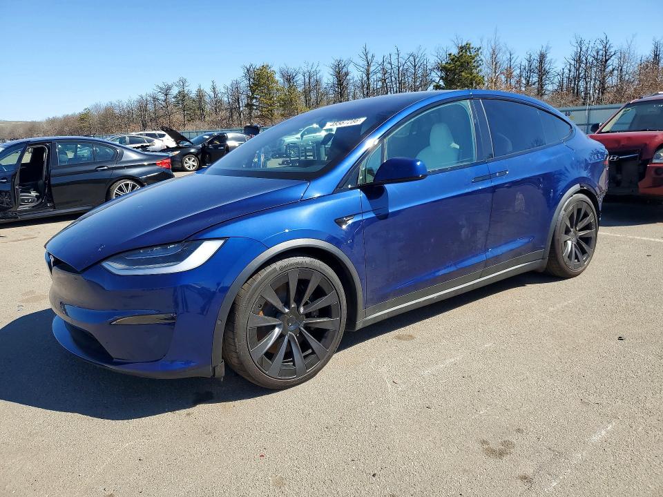 48567286 :رقم المزاد ، 7SAXCBE60NF355079 vin ، 2022 Tesla Model X مزاد بيع