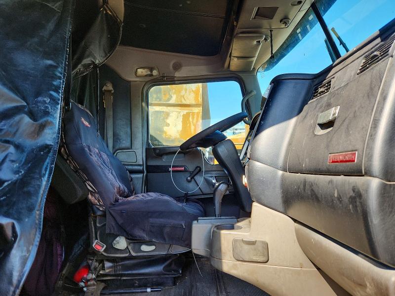 50640686 :رقم المزاد ، 1XKADB9X09J221288 vin ، 2009 Kenworth T660 مزاد بيع