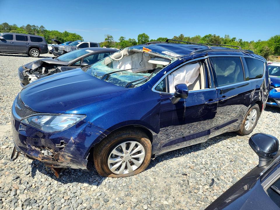 Продажа на аукционе авто 2017 Chrysler Pacifica, vin: 2C4RC1DG2HR514543, номер лота: 49363106