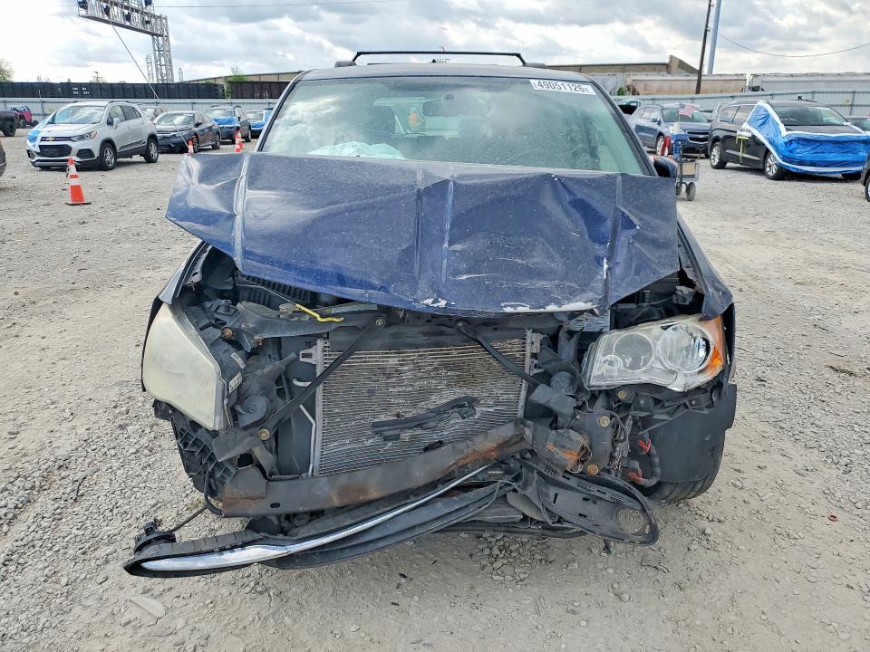 49051126 :رقم المزاد ، 2C4RC1BG1CR282884 vin ، 2012 Chrysler Town & Country مزاد بيع