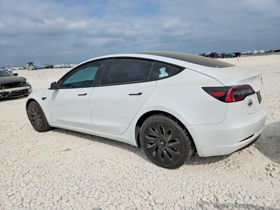 Продажа на аукционе авто 2021 Tesla Model 3, vin: 5YJ3E1EA5MF871828, номер лота: 47889966