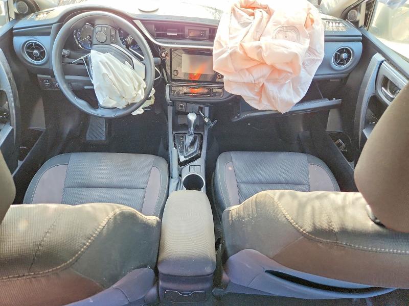 48018486 :رقم المزاد ، 2T1BURHE3HC935354 vin ، 2017 Toyota Corolla مزاد بيع