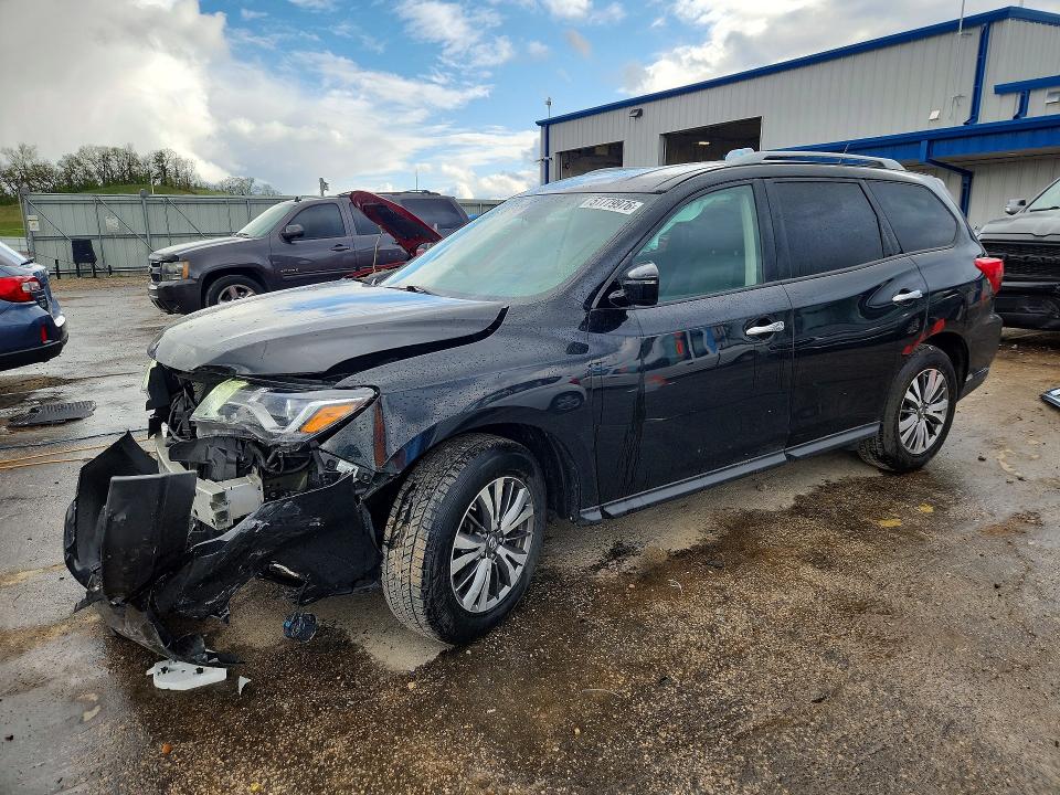 51779976 :رقم المزاد ، 5N1DR2MM5JC649157 vin ، 2018 Nissan Pathfinder مزاد بيع