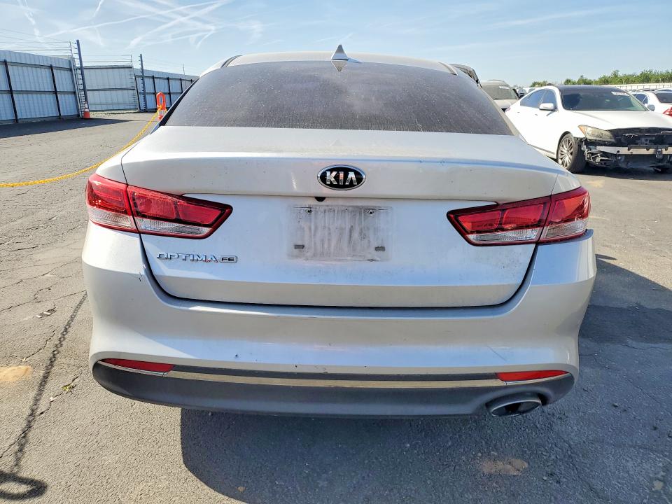 2017 Kia Optima მანქანა იყიდება აუქციონზე, vin: 5XXGT4L34HG159374, აუქციონის ნომერი: 50221046