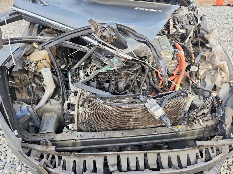 48658976 :رقم المزاد ، 3FA6P0LU2HR300113 vin ، 2017 Ford Fusion مزاد بيع