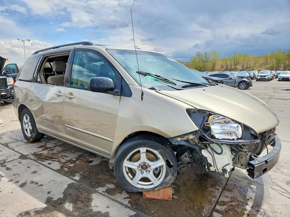 2005 Toyota Sienna მანქანა იყიდება აუქციონზე, vin: 5TDZA23C25S255582, აუქციონის ნომერი: 51681696
