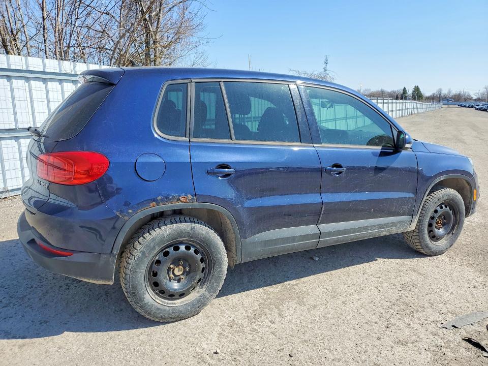 2013 Volkswagen Tiguan მანქანა იყიდება აუქციონზე, vin: WVGKV3AX9DW577714, აუქციონის ნომერი: 48827636