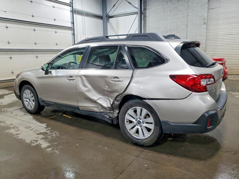 Продаж на аукціоні авто 2018 Subaru Outback, vin: 4S4BSACC6J3356656, номер лоту: 48516666