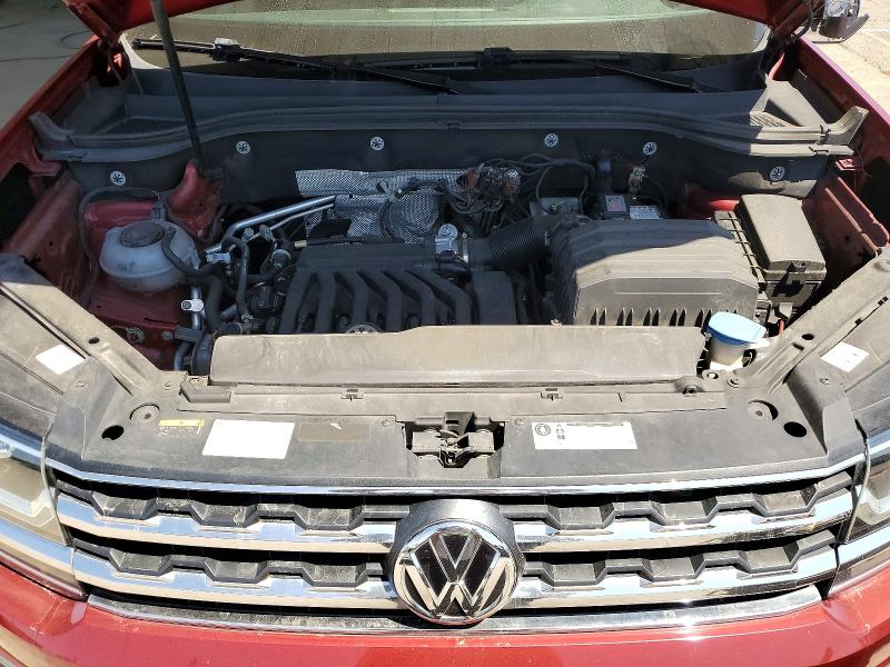 50684386 :رقم المزاد ، 1V2CR2CAXJC512415 vin ، 2018 Volkswagen Atlas مزاد بيع