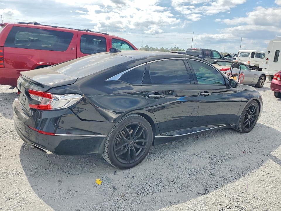 Продаж на аукціоні авто 2018 Honda Accord, vin: 1HGCV2F93JA037184, номер лоту: 51182646